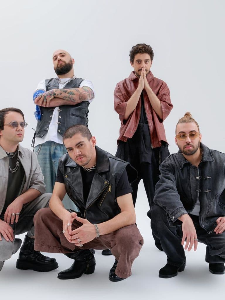 Mavi Gri band fotoğrafı